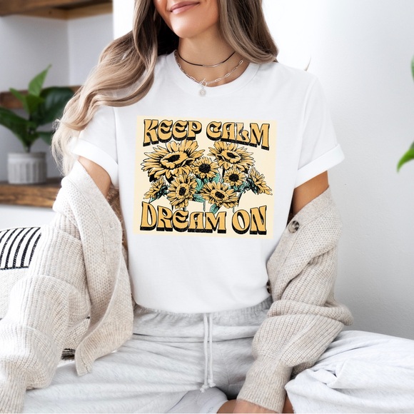 Keep Calm, Dream On Women’s Cute Graphic Boho T Shirt - Picture 2 of 2
